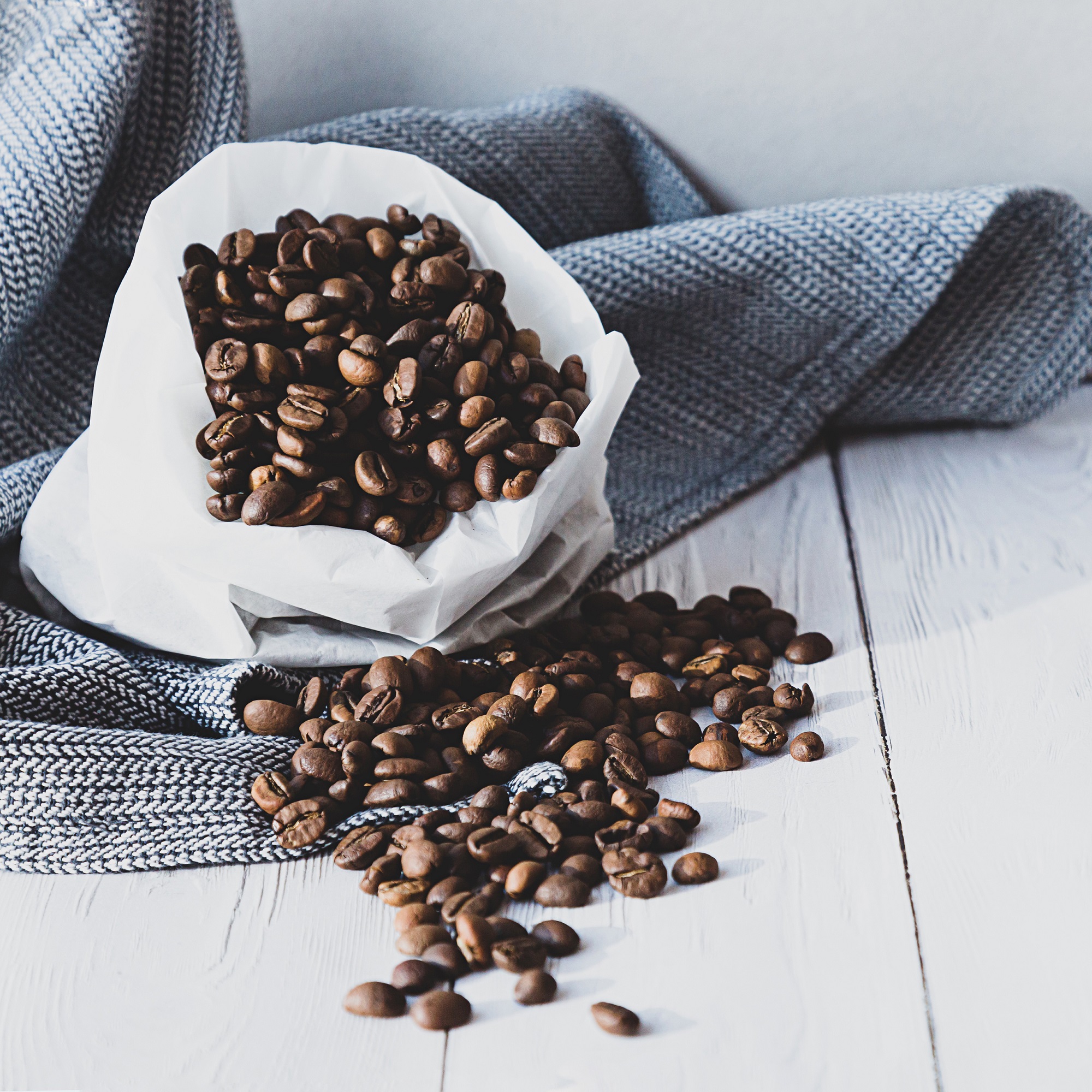コーヒー豆の保存方法ごとのメリット・デメリット、美味しく味わうためのコツ